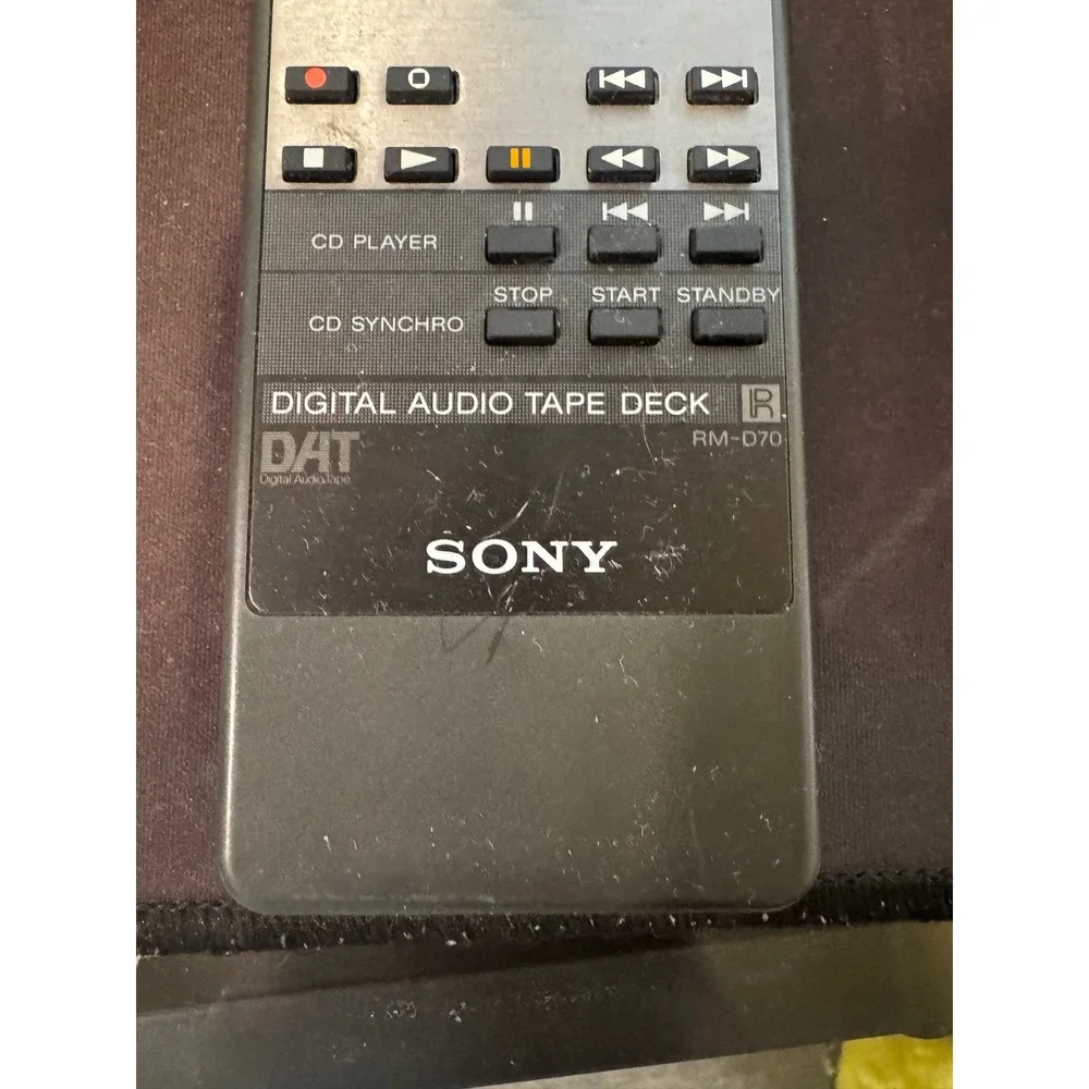Sony RM-D70 Remote Control for Sony DTC-A7 DAT Digital Audio Tape Deck Gray